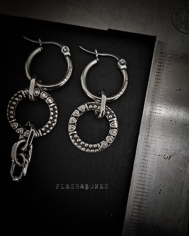 ORBIT V2 HEX mono-earring