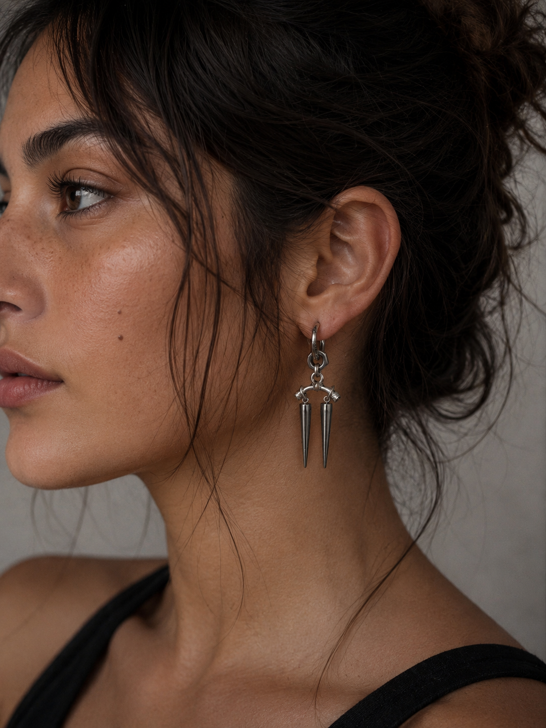 DOUBLE TROUBLE mono-earring