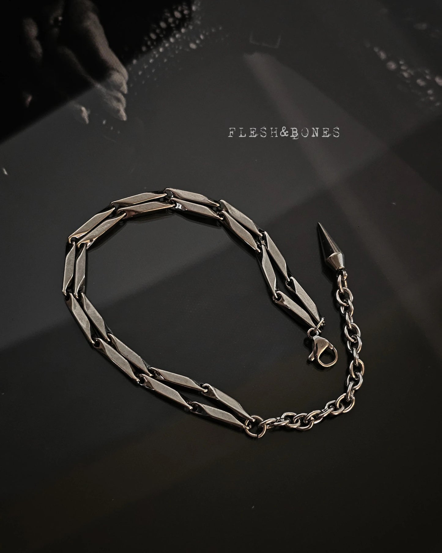 VersaLink Hybrid ankle bracelet