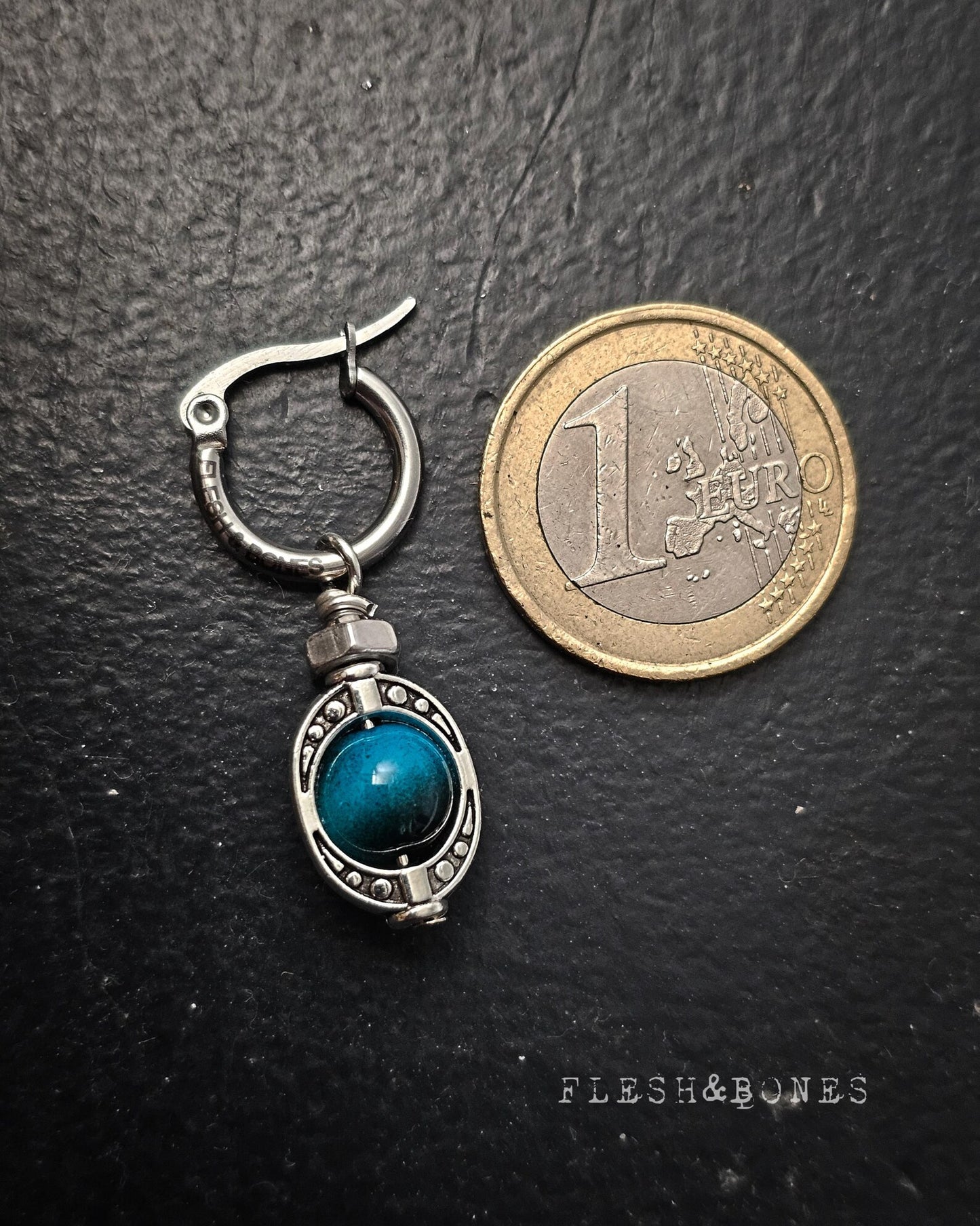 BLUE MOOD mono-earring