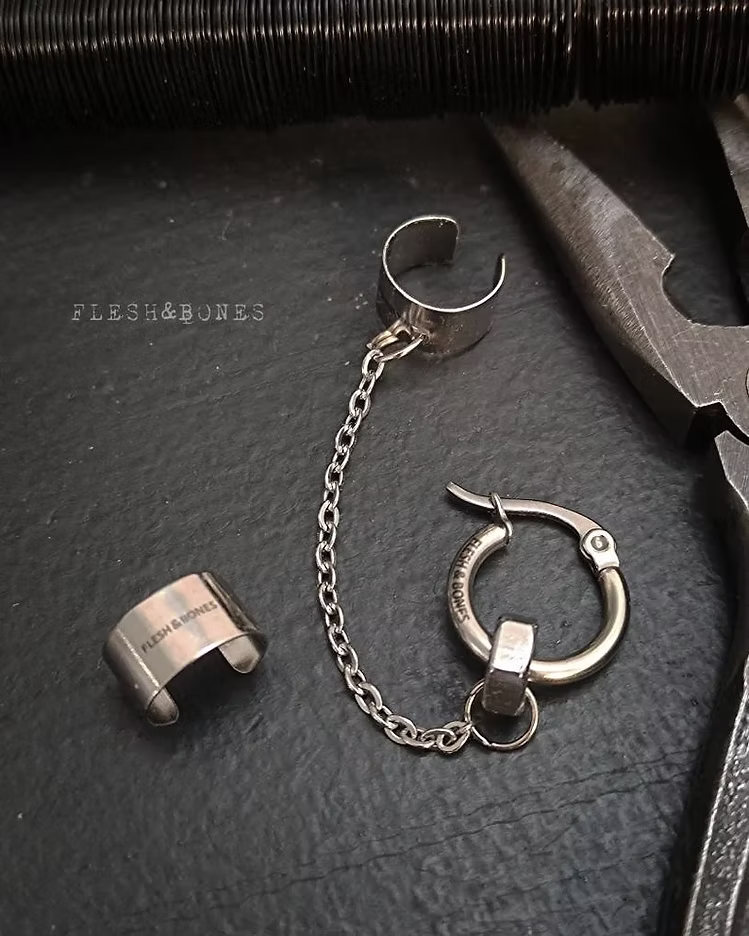 CHAIN & CUFF COMBO
