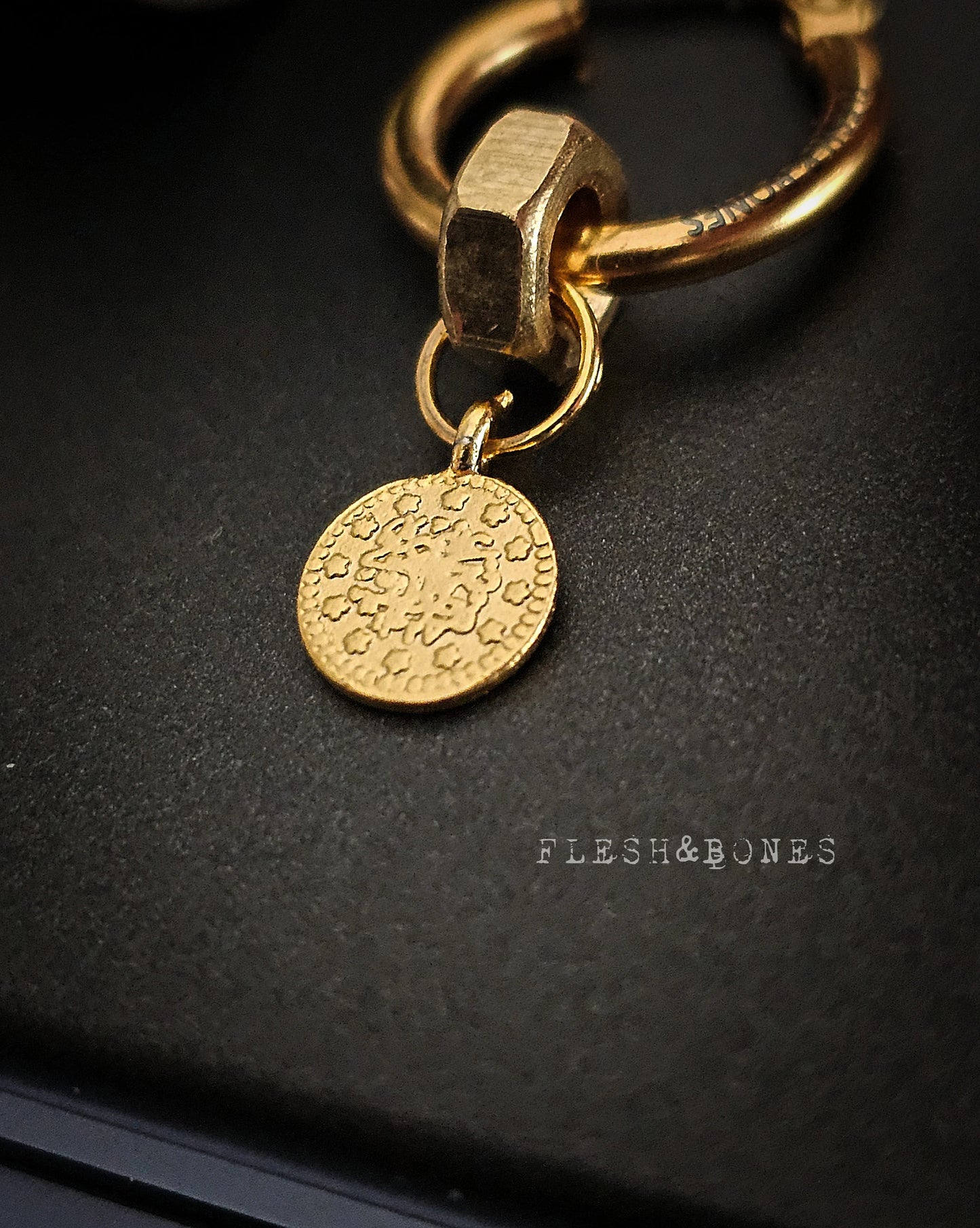 GOLDEN RORSCHACH mono-earring