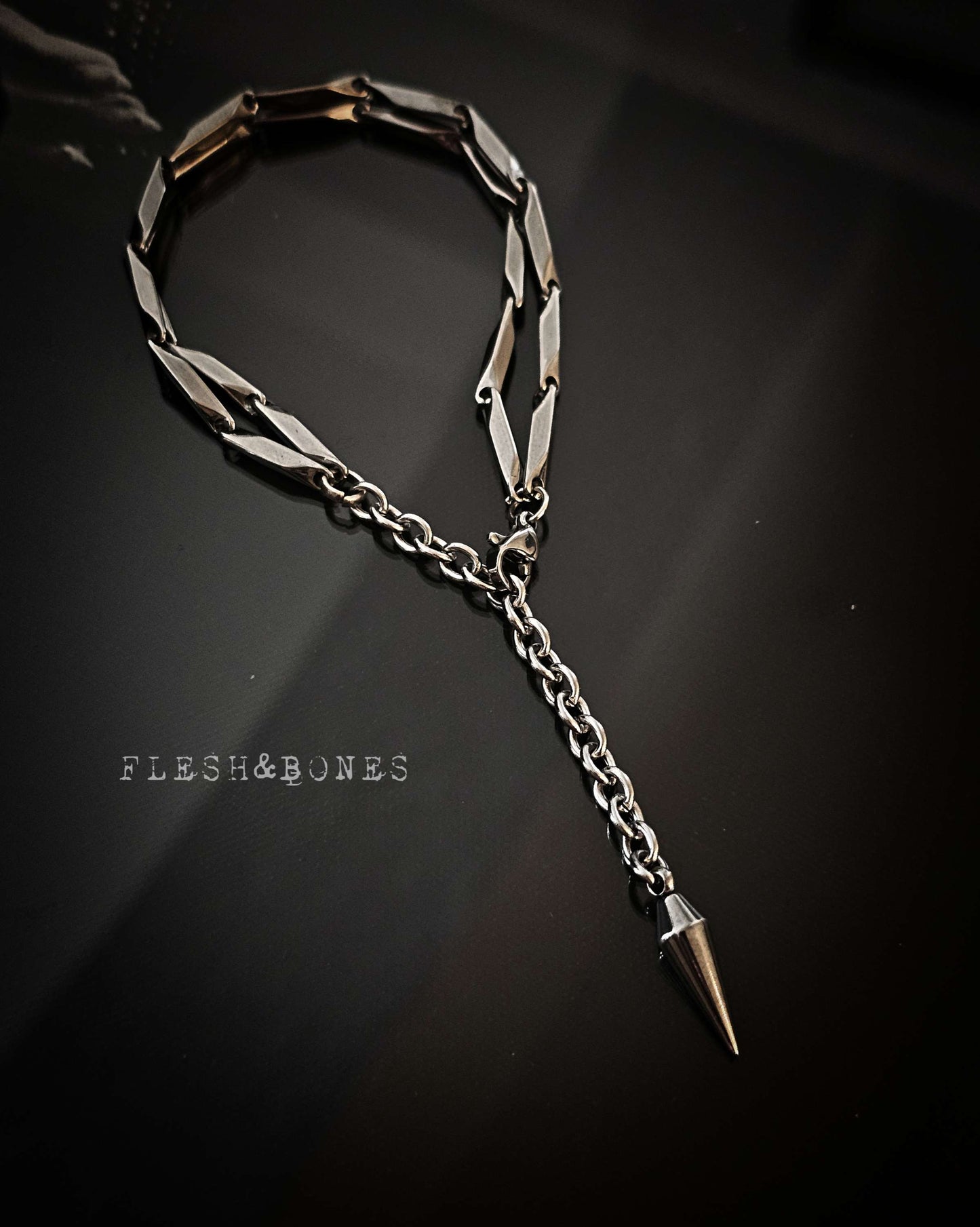 VersaLink Hybrid wrist bracelet