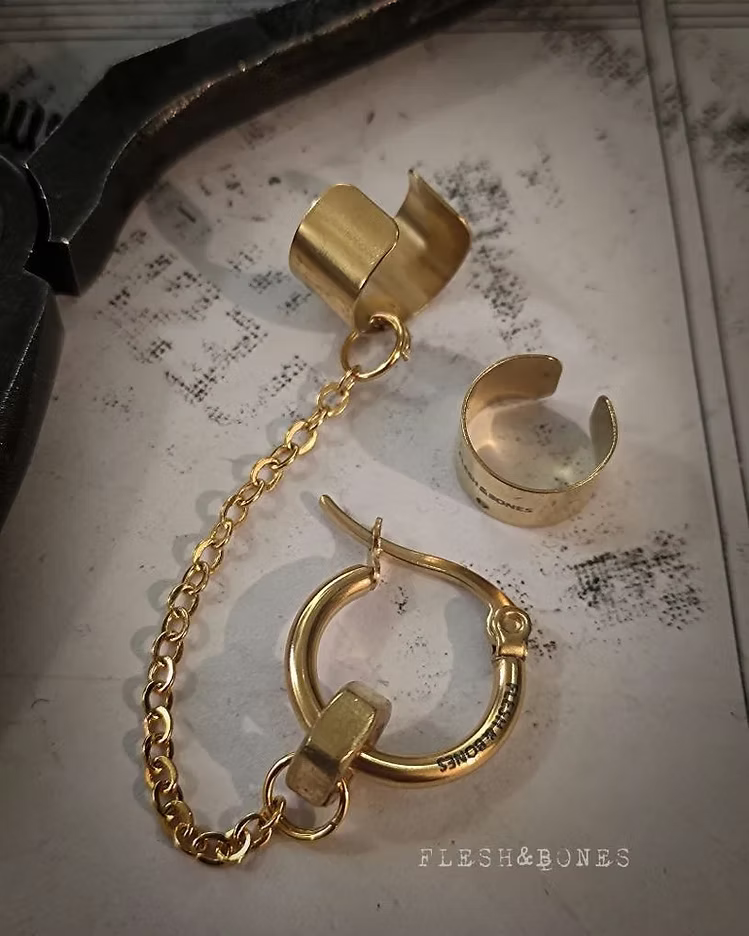 CHAIN & CUFF COMBO
