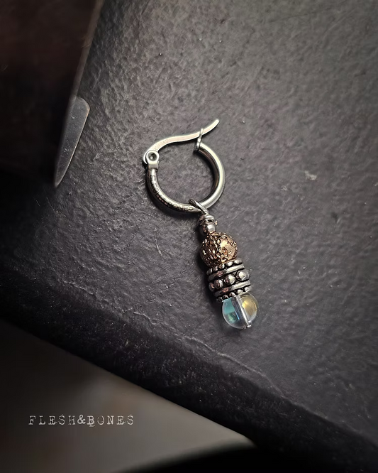 KONTRAST mono-earring