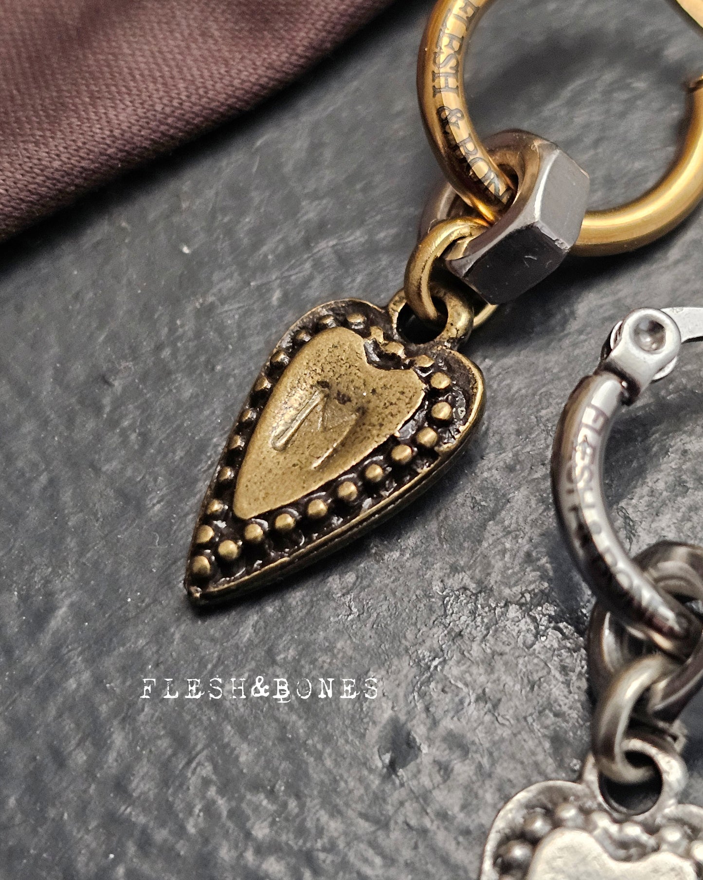 LOVESICK mono-earring