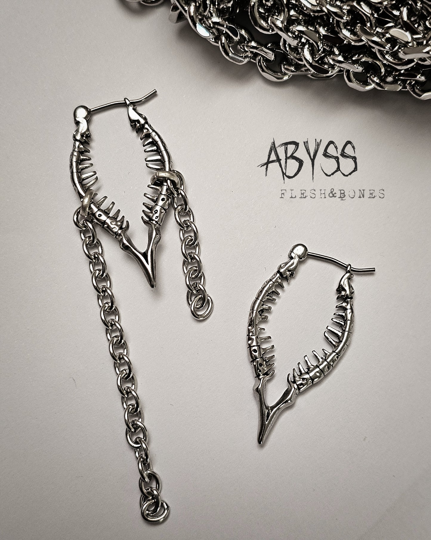 ABYSS mono-earring
