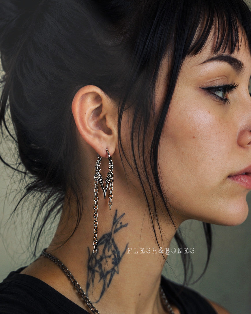 ABYSS mono-earring
