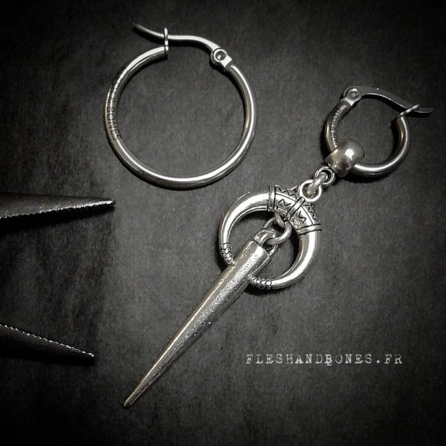 MOONSPIKE unisex mono earring, crescent & SPIKE