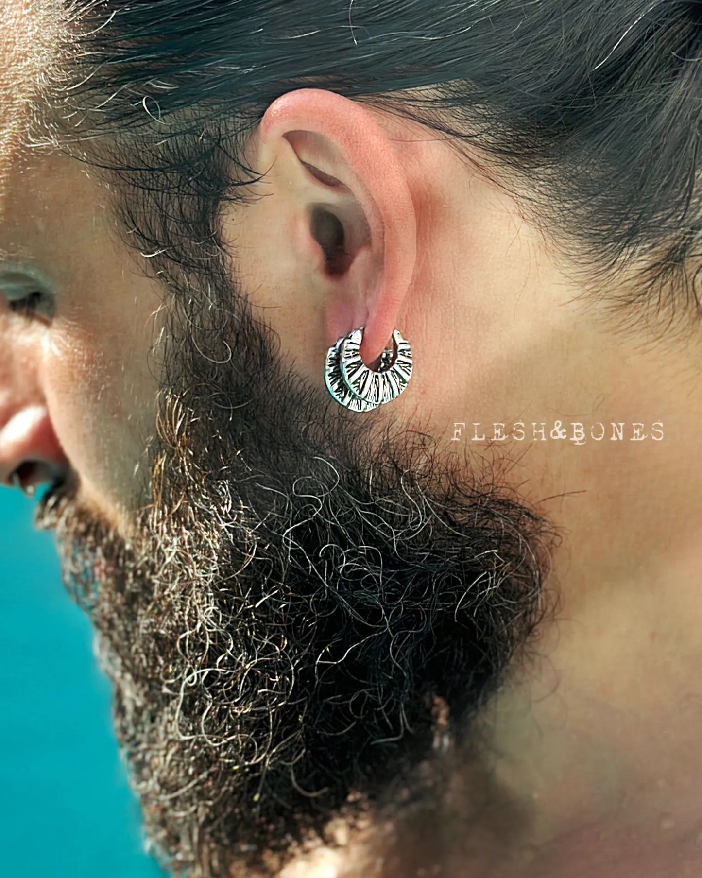 INFINITE mono-earring
