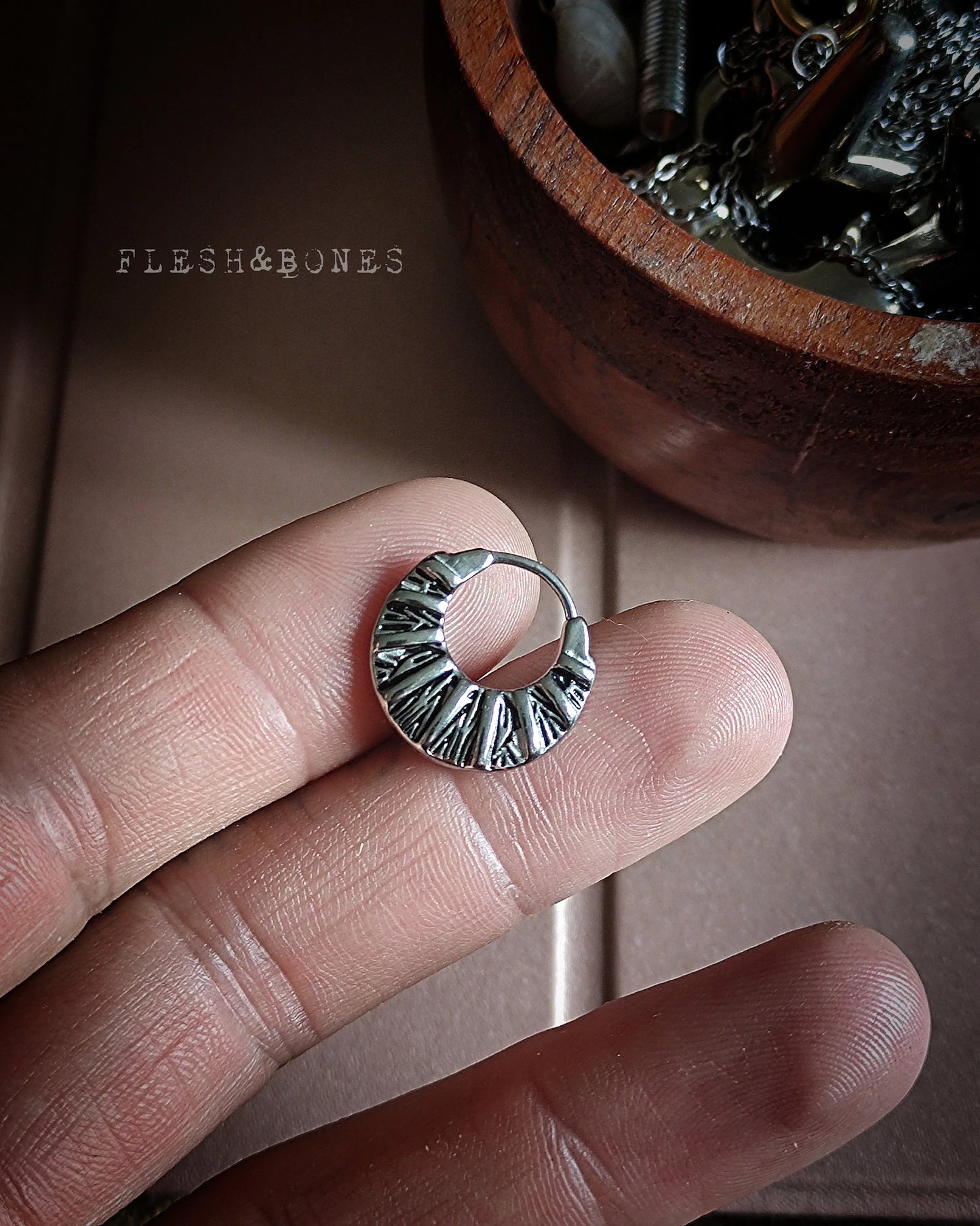 INFINITE mono-earring