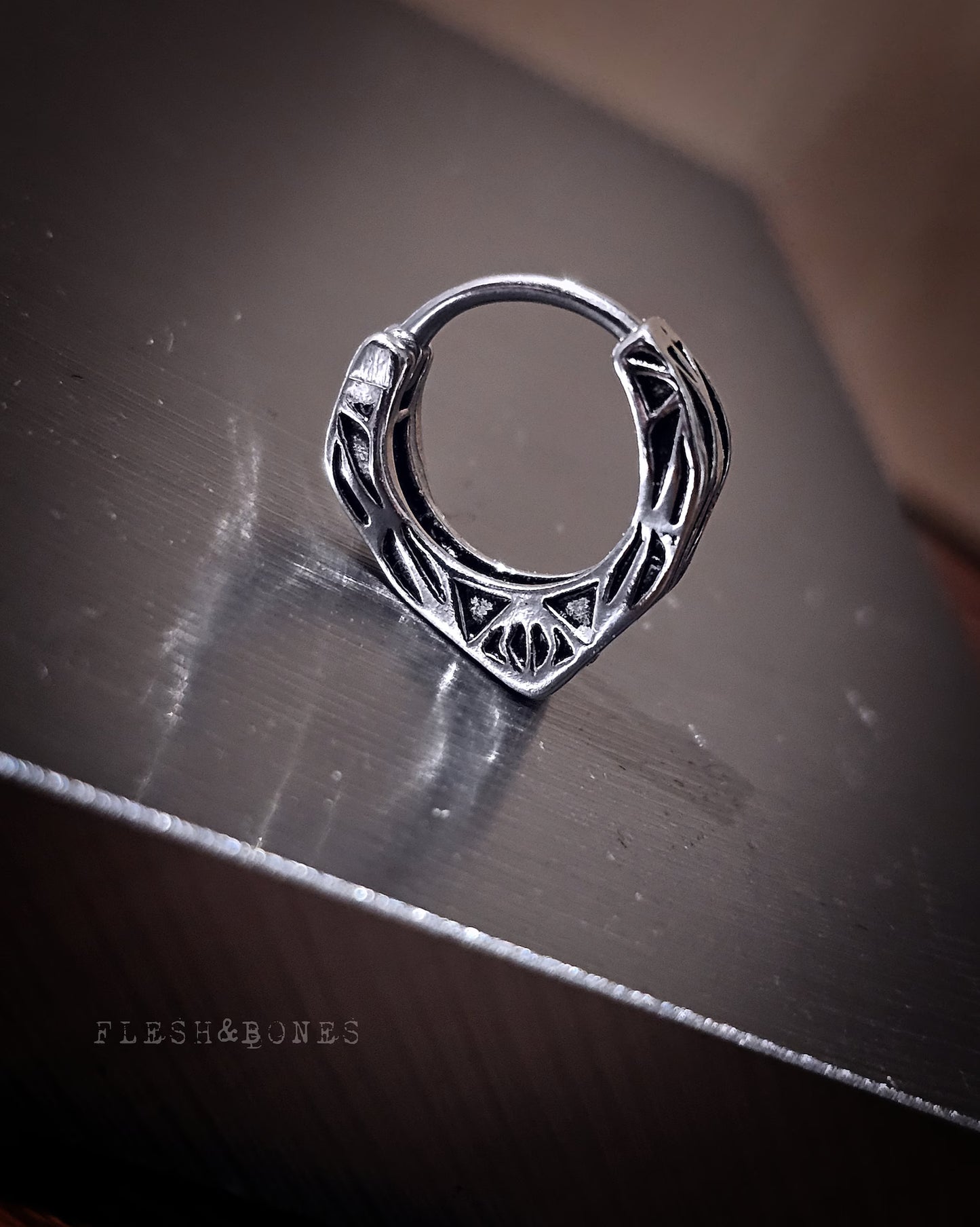 ALIEN HYBRID mono-earring