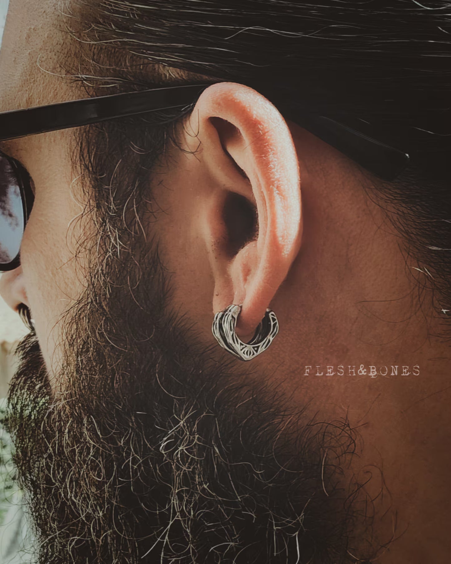 ALIEN HYBRID mono-earring