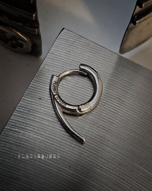 CLUB mono earring, stainless and unisex