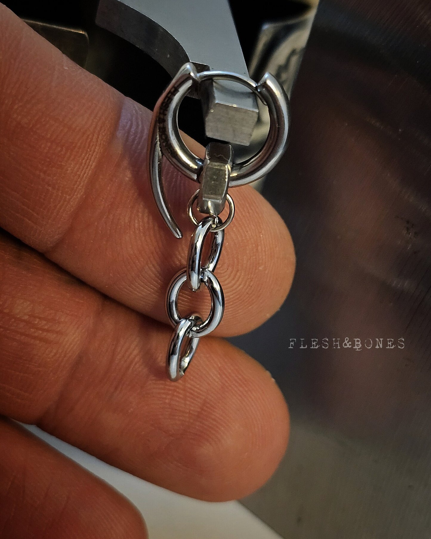 CLUB LINKS mono-earring