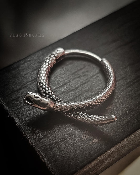 AMARU SNAKE mono-earring