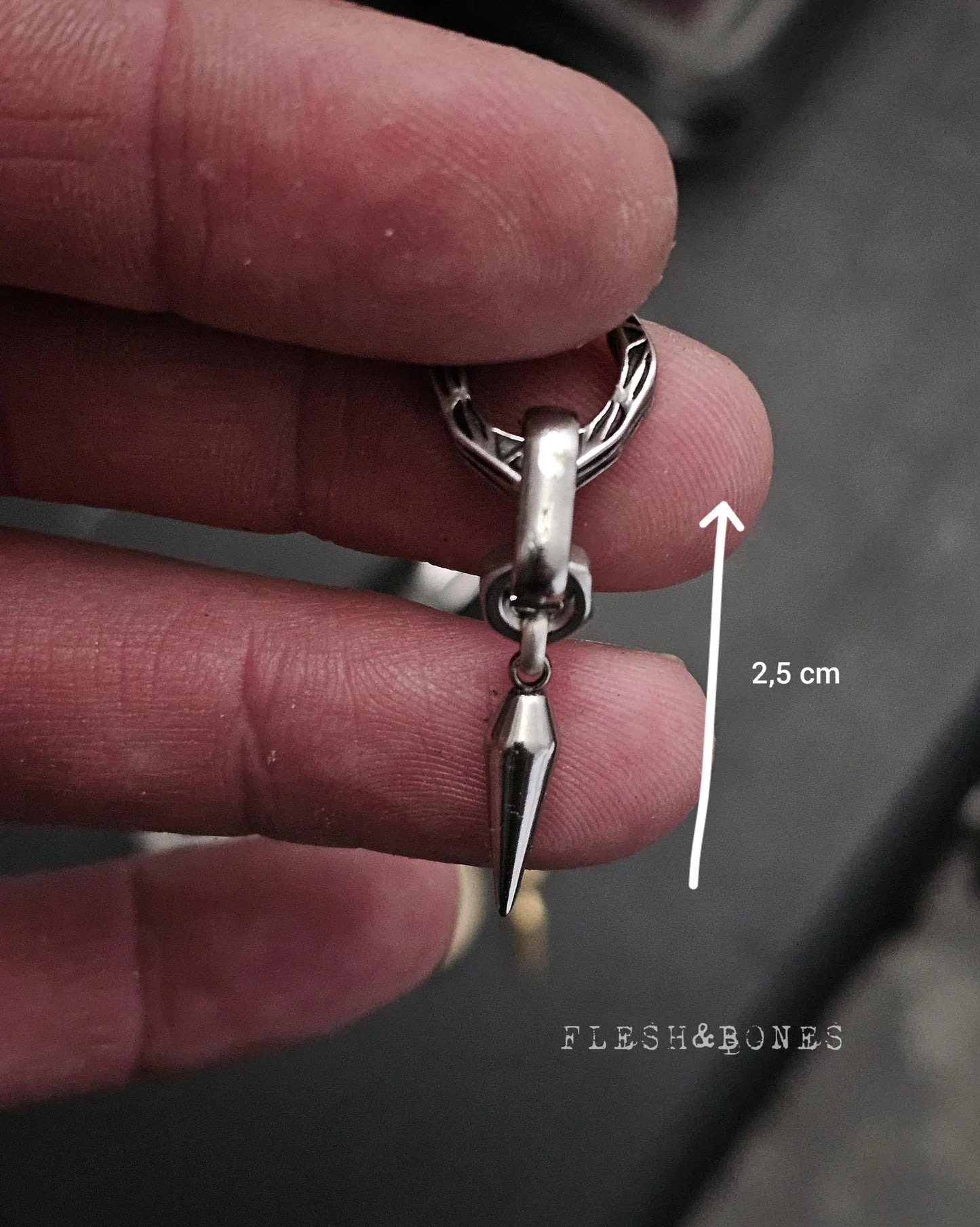 BLADE mono-earring
