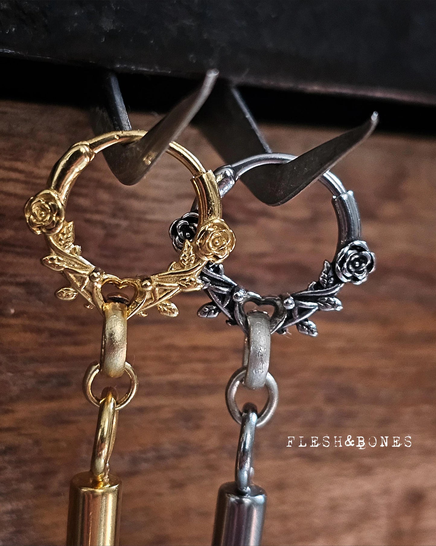 LETHAL ROSE mono-earring