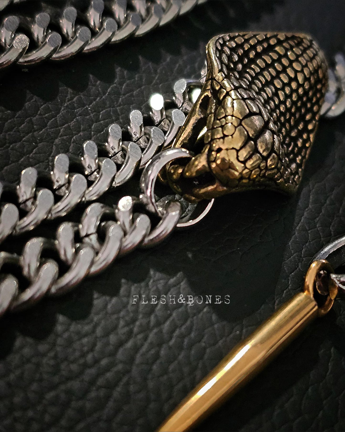 LOVE COBRA unisex necklace