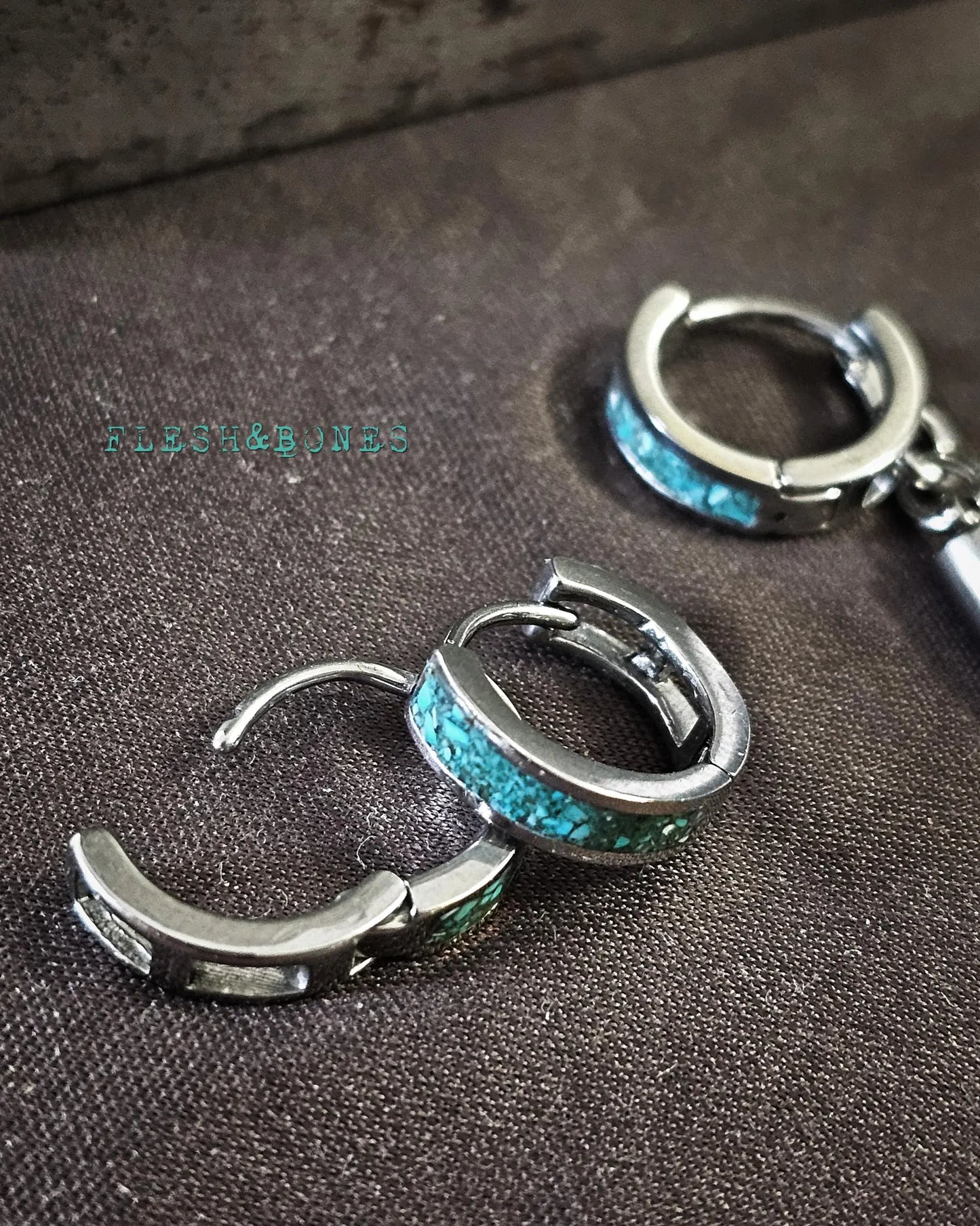 BLUE TROPIC mono-earring