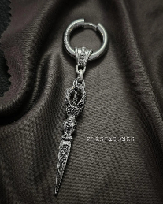 BANSHEE mono-earring