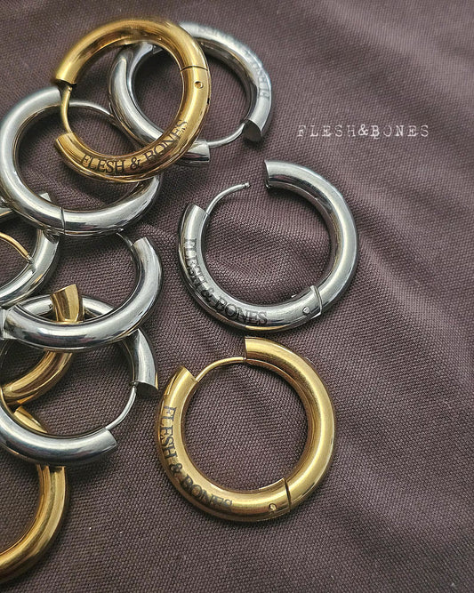 BOLD PULSE  mono-earring, thick hoop, stainless, no allergy