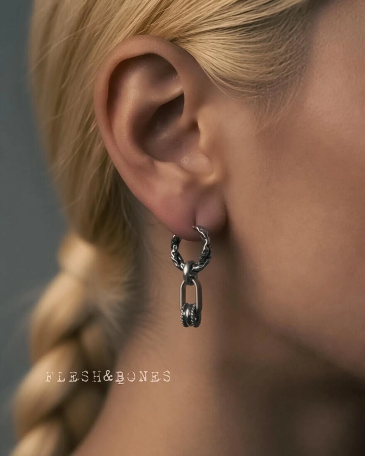 WHAT IF mono-earring