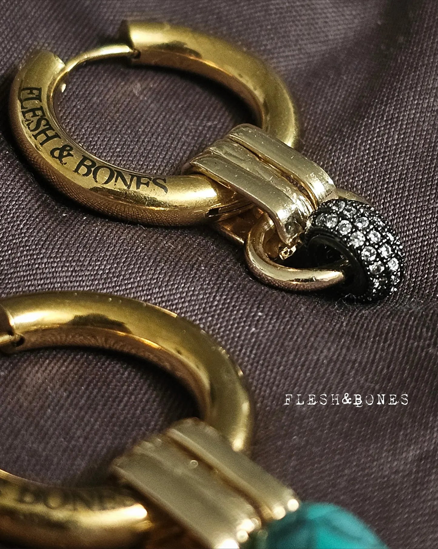 ORION CRYSTAL mono-earring