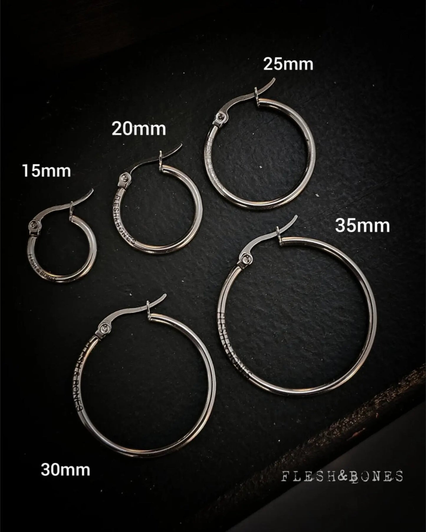STAINLESS HOOP EARRINGS earring
