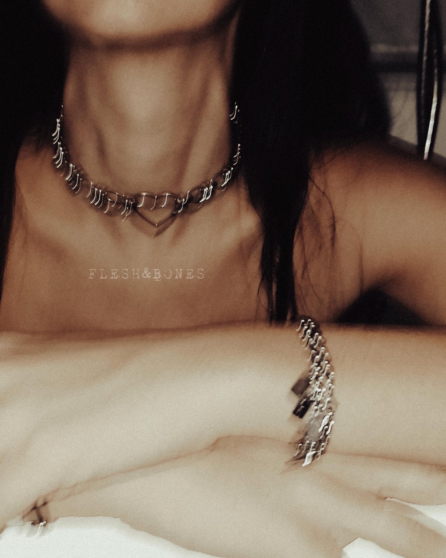 SWEETHEART chocker necklace