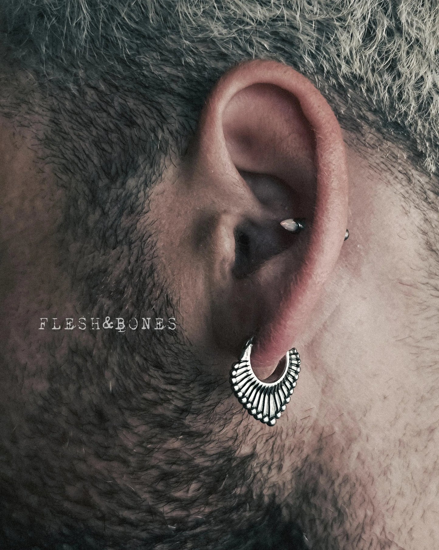 MEDUSA mono-earring